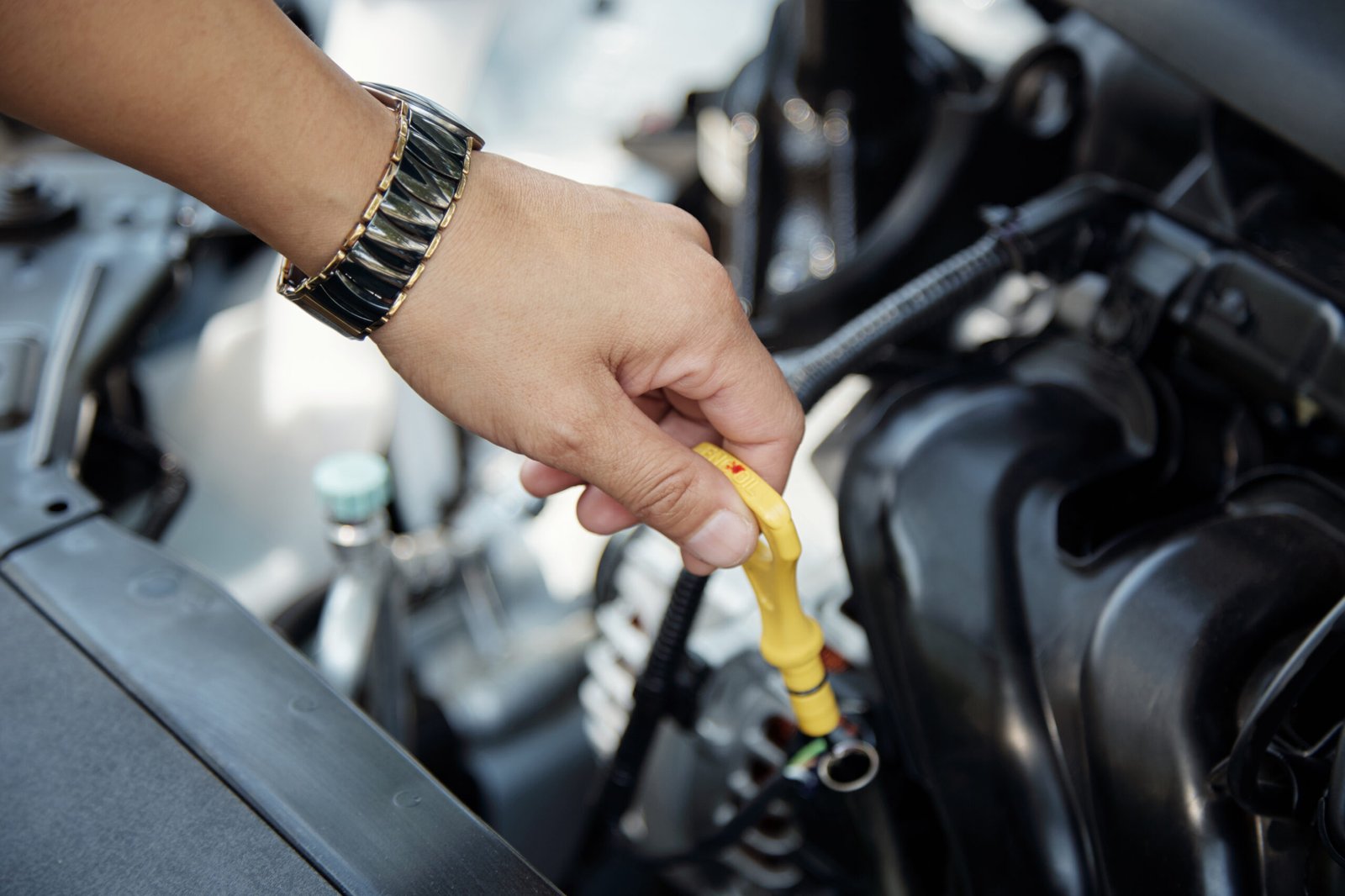 Characteristics of Motor Oil to be replaced, a complete guide to Optimal engine maintenance 1